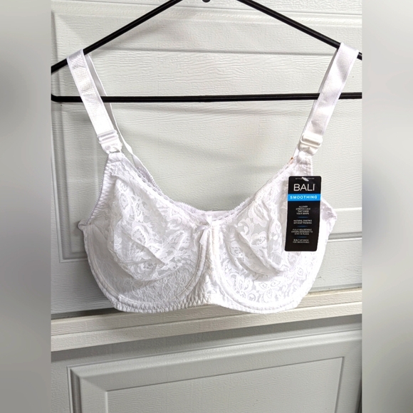 BALI Smoothing bra~underwire, white 🤍, 38DD, Stretch Lace! - Picture 1 of 5